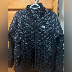 Womens Northface jacket, quilted black